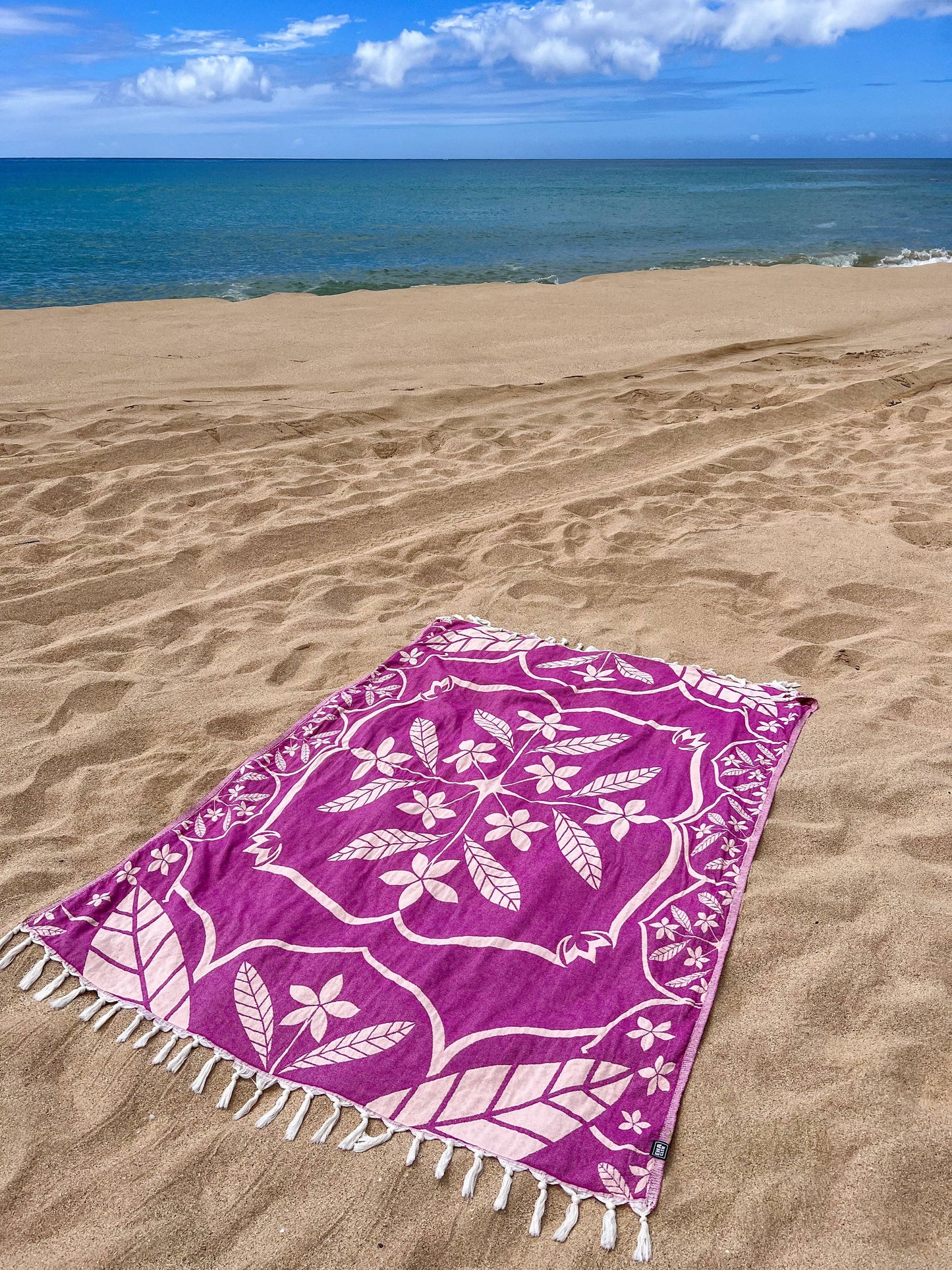 Towel Blanket for 2 - Frangipani in Fuchsia