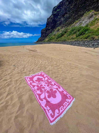 Beach Towel - Tiare ‘Aute Luxe in Red/Pink