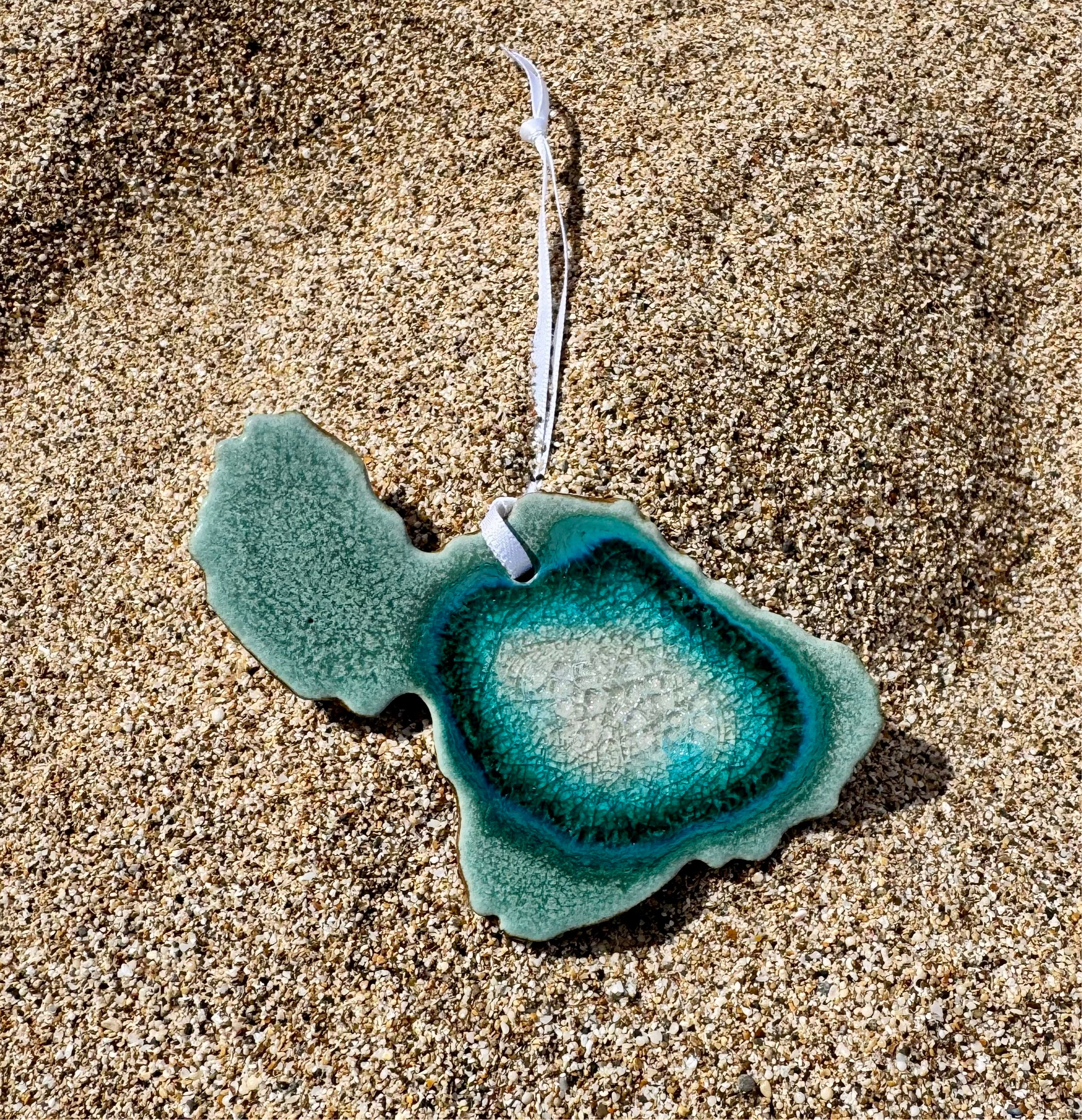 Ceramic Maui Ornament - Thumbnail 5