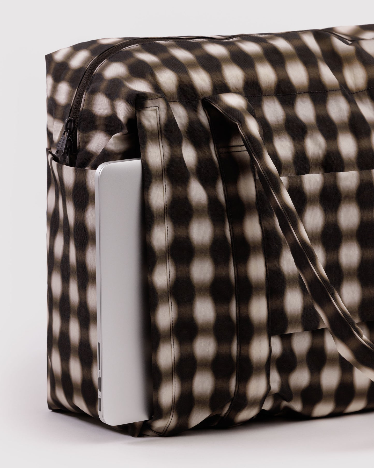 Baggu Cloud Carry-On Bag - Blurred Gingham