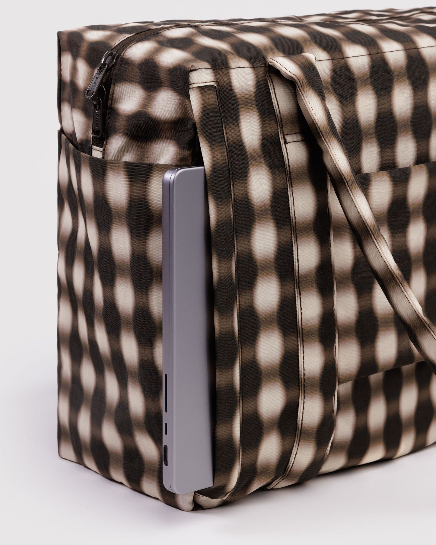Baggu Small Cloud Carry-On Bag - Blurred Gingham