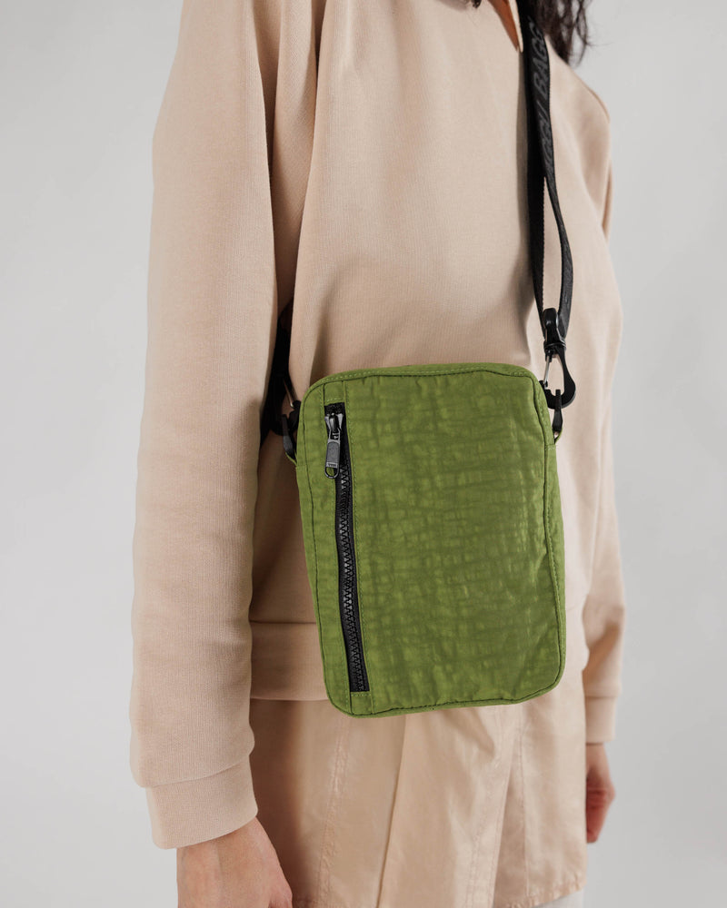 Sport Crossbody - Avocado
