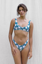 Lokahi Sunny Top - Teal Hibiscus