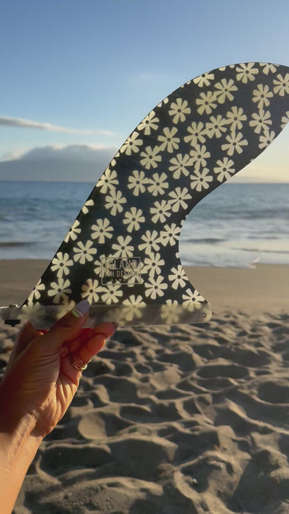 Island Fin Design Pau Hana Fin - Black With White Daisies