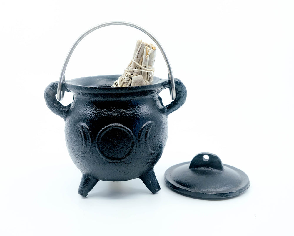 Cast Iron Cauldron - Triple Moon With Lid