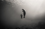 Chloe Underwater Photo Metallic Print "Mama Knows Best" in B/W